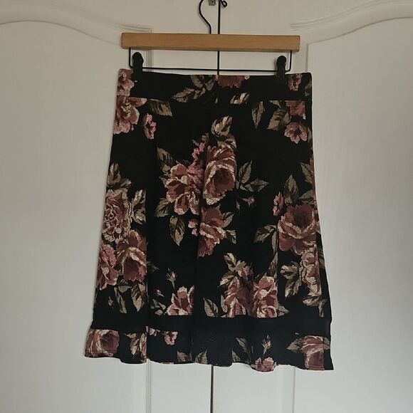 Studio Pink A-Line Knee-Length Skirt for Cocktail - Picture 1 of 16